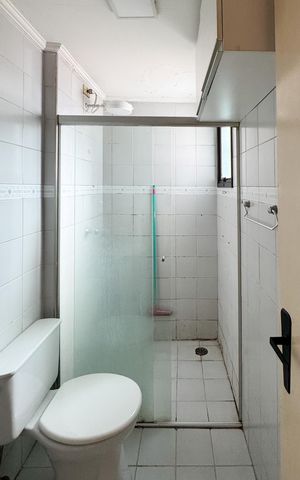 Apartamento à venda com 76m², 2 quartos e 1 vaga Apartamento à venda com 76m², 2 quartos e 1 vagaBanheiro Social