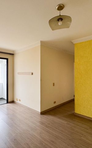 Apartamento à venda com 76m², 2 quartos e 1 vaga Apartamento à venda com 76m², 2 quartos e 1 vagaSala