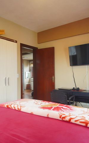 Apartamento para alugar com 76m², 2 quartos e 1 vagaQuarto 1