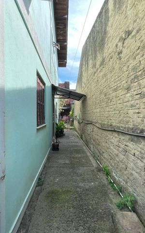 Casa à venda com 126m², 3 quartos e 2 vagas