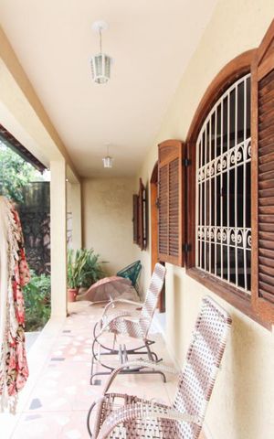 Casa à venda com 100m², 3 quartos e 2 vagas Casa à venda com 100m², 3 quartos e 2 vagasVaranda da Sala