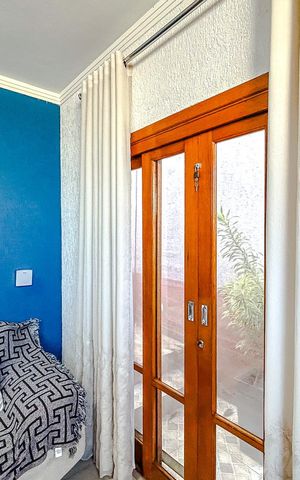 Casa à venda com 180m², 1 quarto e 1 vagaSala