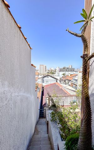 Casa à venda com 180m², 1 quarto e 1 vagaÁrea externa