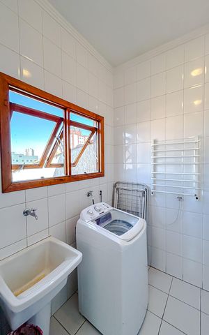 Casa à venda com 180m², 1 quarto e 1 vagaÁrea de Serviço