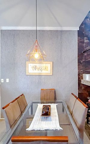 Casa à venda com 180m², 1 quarto e 1 vagaSala de Jantar