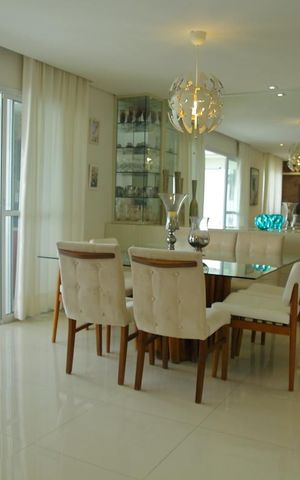 Apartamento à venda com 123m², 3 quartos e 2 vagasSala