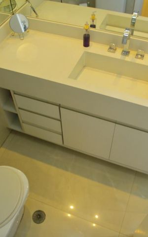 Apartamento à venda com 123m², 3 quartos e 2 vagasBanheiro da Suíte 
