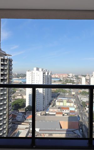 Apartamento à venda com 58m², 2 quartos e 1 vagaSacada da Sala