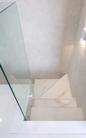 Apartamento para alugar com 328m², 4 quartos e 2 vagasTerraço - Escada