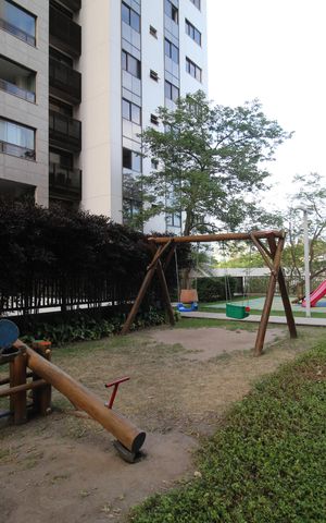 Apartamento para alugar com 328m², 4 quartos e 2 vagasÁrea comum - Playground