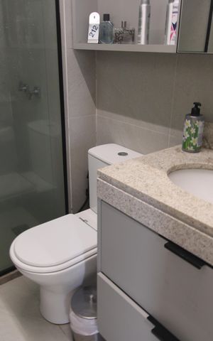Apartamento para alugar com 328m², 4 quartos e 2 vagasBanheiro da suíte 4