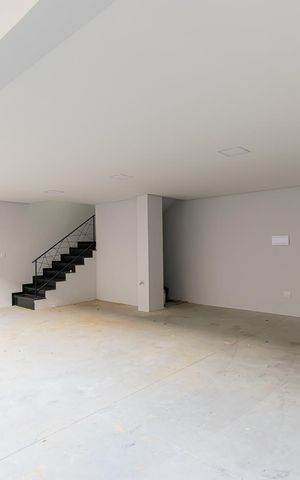 Casa de condomínio para alugar com 180m², 3 quartos e 3 vagas