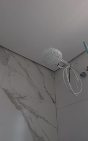 Casa à venda com 160m², 2 quartos e 2 vagasBanheiro