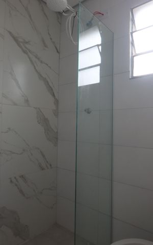 Casa à venda com 160m², 2 quartos e 2 vagasBanheiro