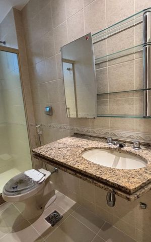 Apartamento à venda com 194m², 3 quartos e 3 vagas Apartamento à venda com 194m², 3 quartos e 3 vagasBanheiro do Quarto 1
