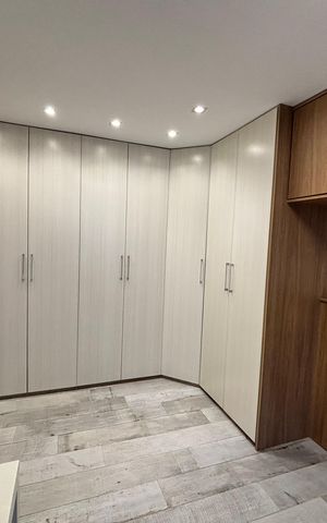 Apartamento à venda com 194m², 3 quartos e 3 vagas Apartamento à venda com 194m², 3 quartos e 3 vagasQuarto 1