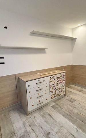 Apartamento à venda com 194m², 3 quartos e 3 vagas Apartamento à venda com 194m², 3 quartos e 3 vagasQuarto 3