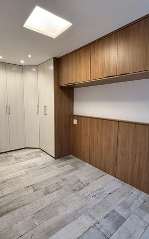 Apartamento à venda com 194m², 3 quartos e 3 vagas Apartamento à venda com 194m², 3 quartos e 3 vagasQuarto 1
