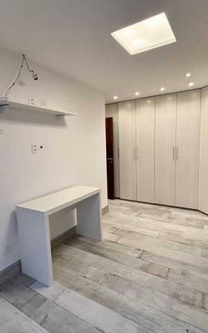 Apartamento à venda com 194m², 3 quartos e 3 vagas Apartamento à venda com 194m², 3 quartos e 3 vagasQuarto 1