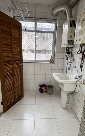 Apartamento à venda com 194m², 3 quartos e 3 vagas Apartamento à venda com 194m², 3 quartos e 3 vagasÁrea de Serviço