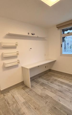 Apartamento à venda com 194m², 3 quartos e 3 vagas Apartamento à venda com 194m², 3 quartos e 3 vagasQuarto 3
