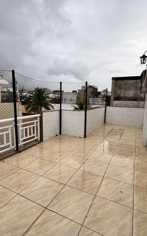 Apartamento à venda com 194m², 3 quartos e 3 vagas Apartamento à venda com 194m², 3 quartos e 3 vagasVaranda