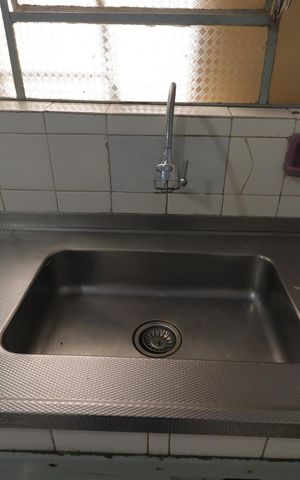Casa para alugar com 240m², 3 quartos e 2 vagasCozinha da Casa 1 - Pia