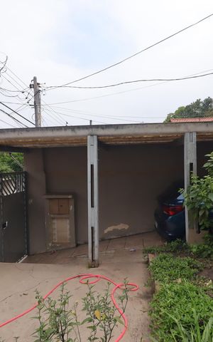 Casa para alugar com 240m², 3 quartos e 2 vagasQuintal da Frente