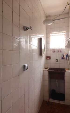 Casa para alugar com 240m², 3 quartos e 2 vagasBanheiro 1 da Casa 2