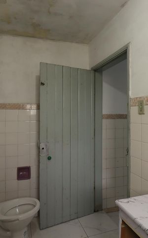 Casa para alugar com 240m², 3 quartos e 2 vagasBanheiro da Casa 1
