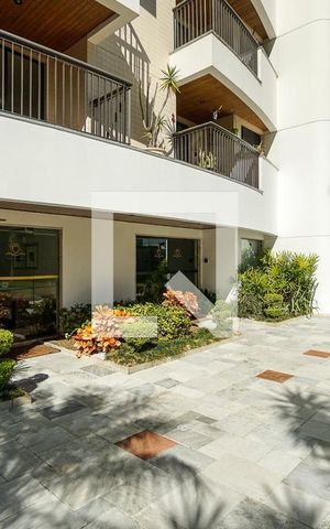 Apartamento à venda com 90m², 3 quartos e 2 vagas Apartamento à venda com 90m², 3 quartos e 2 vagasÁrea Comum