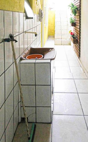 Casa para alugar com 200m², 2 quartos e 1 vaga Casa para alugar com 200m², 2 quartos e 1 vagaÁrea de serviço