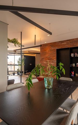 Apartamento à venda com 362m², 5 quartos e 3 vagas Apartamento à venda com 362m², 5 quartos e 3 vagasÁrea externa