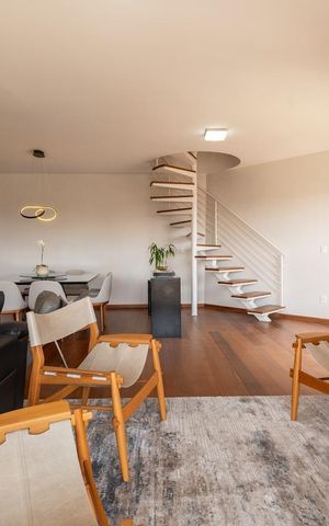Apartamento à venda com 362m², 5 quartos e 3 vagas Apartamento à venda com 362m², 5 quartos e 3 vagasSala