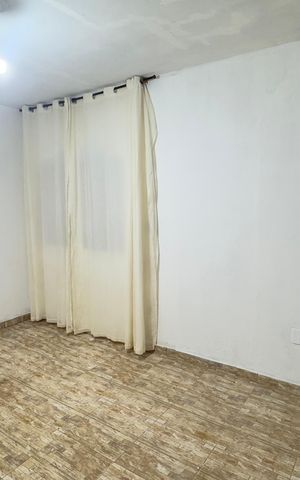 Casa para alugar com 529m², 2 quartos e 7 vagasQuarto