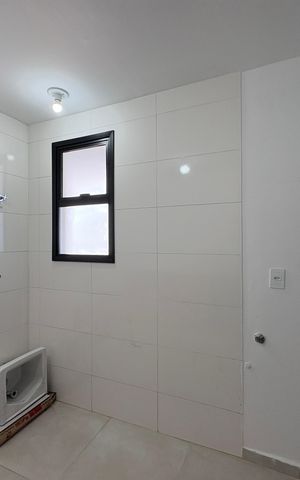Apartamento à venda com 49m², 2 quartos e 1 vaga Apartamento à venda com 49m², 2 quartos e 1 vagaCozinha e Área de Serviço