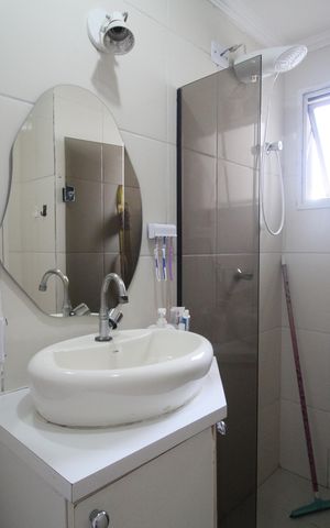 Apartamento à venda com 65m², 2 quartos e 1 vagaBanheiro 