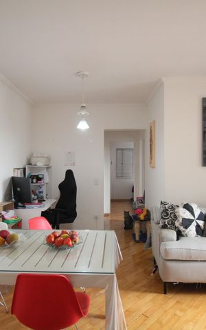Apartamento à venda com 65m², 2 quartos e 1 vagaSala 