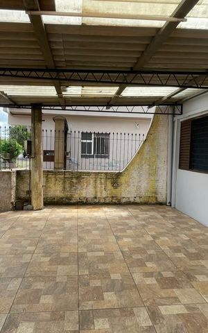 Casa à venda com 115m², 2 quartos e 2 vagas