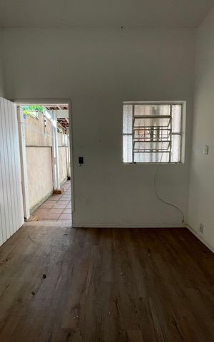 Casa à venda com 400m², 6 quartos e 3 vagasSala - Edicula