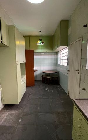 Casa à venda com 400m², 6 quartos e 3 vagasCozinha