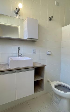 Casa à venda com 400m², 6 quartos e 3 vagasBanheiro 5