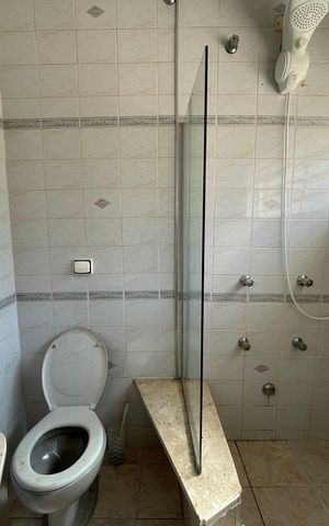 Casa à venda com 400m², 6 quartos e 3 vagasBanheiro 3