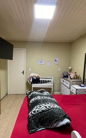 Casa à venda com 140m², 2 quartos e 7 vagas