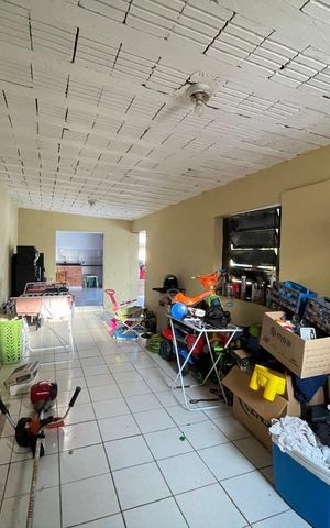 Casa à venda com 140m², 2 quartos e 7 vagas