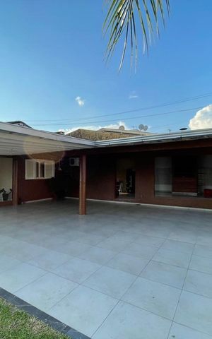 Casa à venda com 140m², 2 quartos e 7 vagas