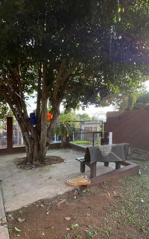 Casa à venda com 140m², 2 quartos e 7 vagas