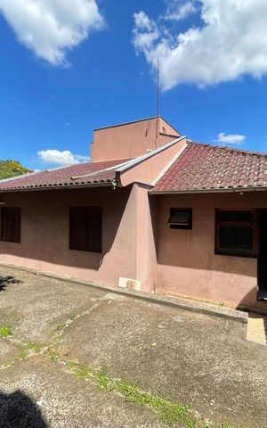 Casa à venda com 135m², 3 quartos e 1 vaga