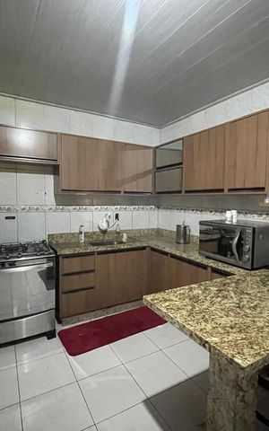 Casa à venda com 135m², 3 quartos e 1 vaga