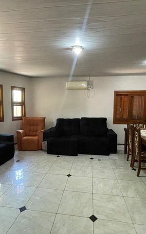 Casa à venda com 135m², 3 quartos e 1 vaga
